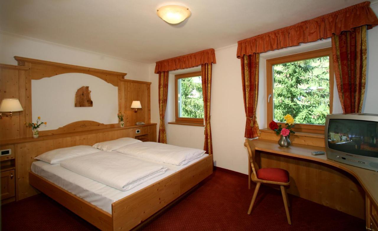 Residence Riposo Kolfuschg Zimmer foto